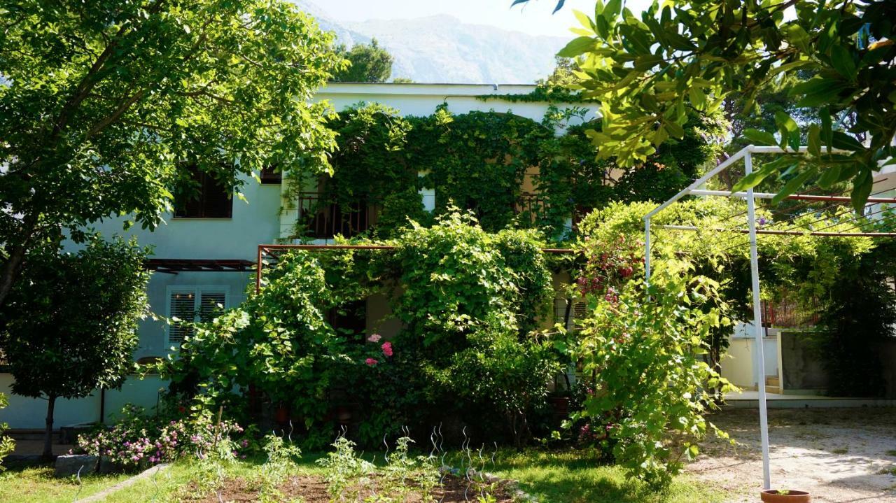 Apartment Krasna Baška Voda Exterior foto